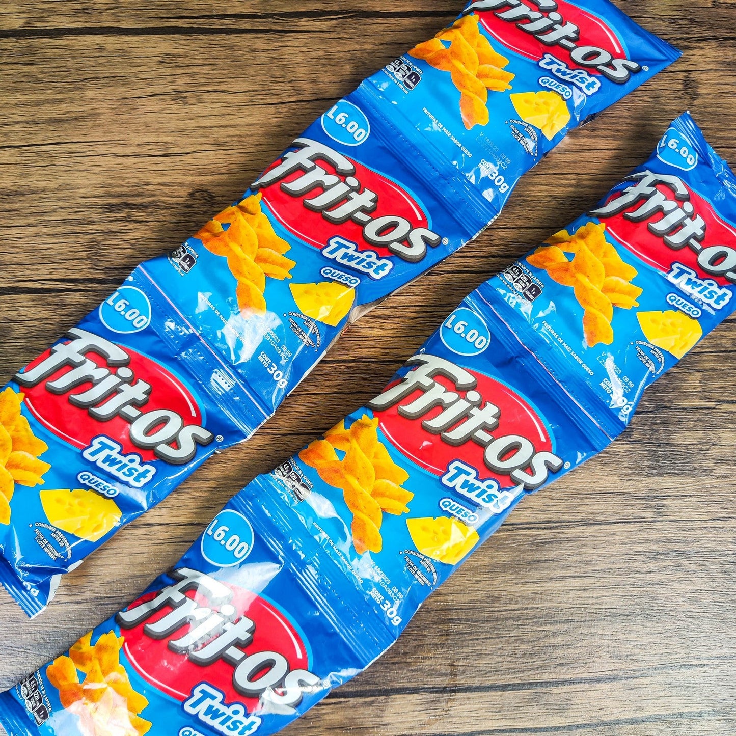 Frit-os. Antojitos. (6 unidades). Churros pequeños. 28g. Frito-Lay