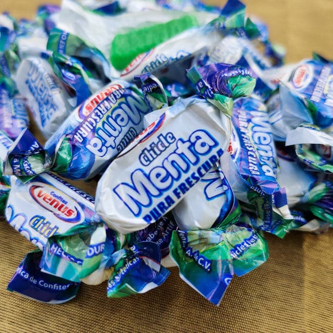 Chicles menta de Venus. Paquete. 150g