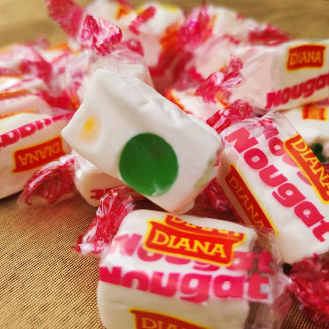 Caramelo Nougat de Fresa o Vainilla. Paquete con 23 caramelos. 191g