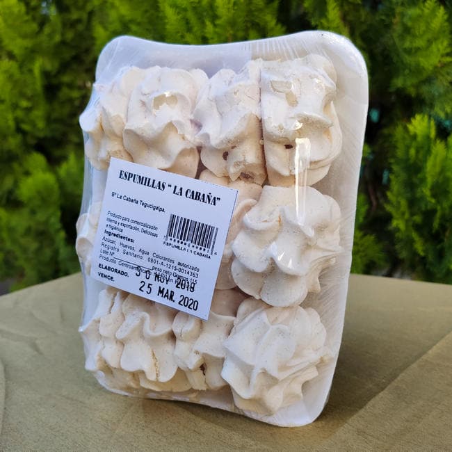 Espumillas en bandeja. Paquete con 12 espumillas. 115g